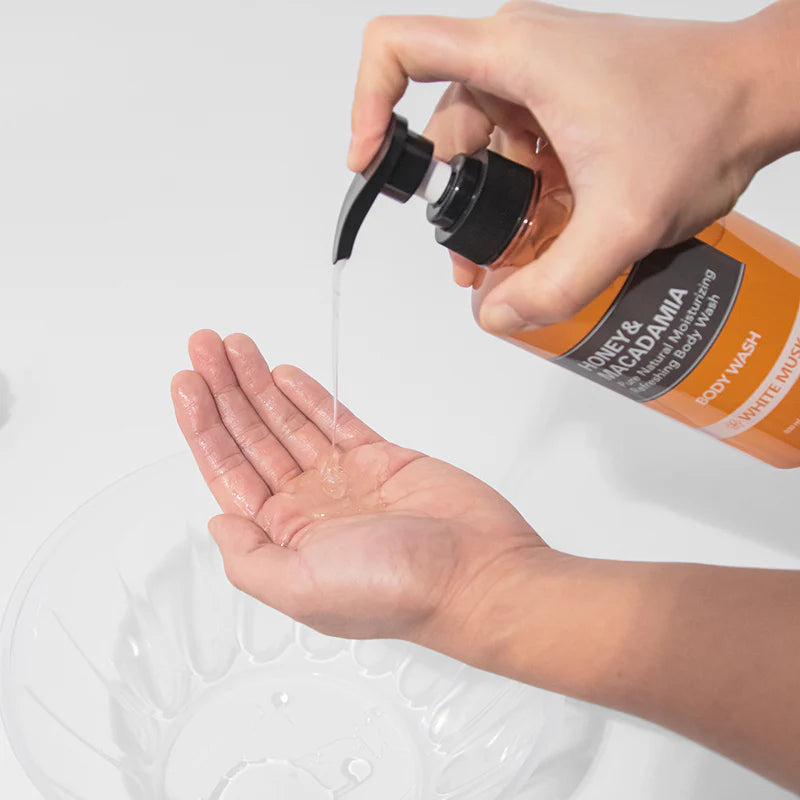 Kundal Honey & Macadamia Pure Body Wash Cherry Blossom