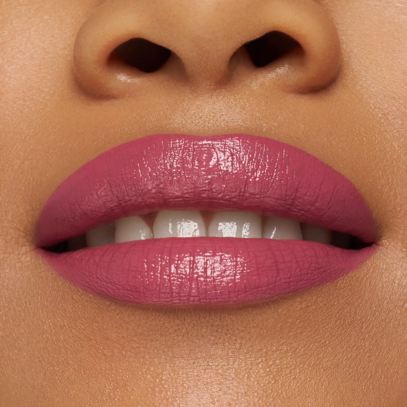 Essence Satin Glow Luminous Shine Lipstick 04 Let´s Get Mauvin